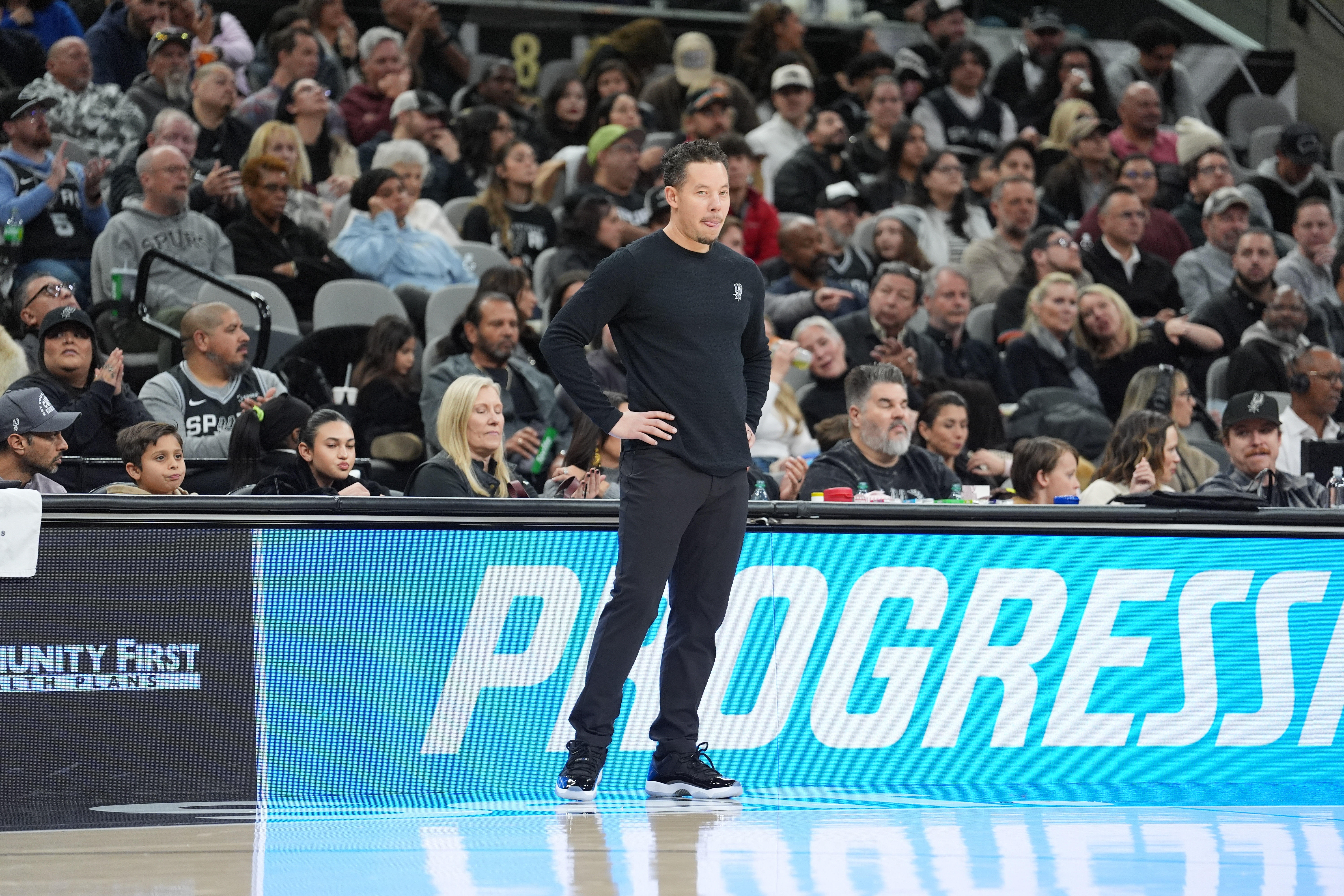 开云体育-米奇·约翰逊：弗拉格的实力十分出众 文班本场交出一份全面答卷