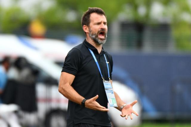 开云官网-莱科：奥斯卡重回巅峰还需时间 海港申花风格迥异