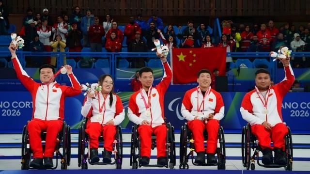 开云-中国轮椅冰壶队：带着坚守与热爱，再启新征程｜米兰冬残奥会特别报道
